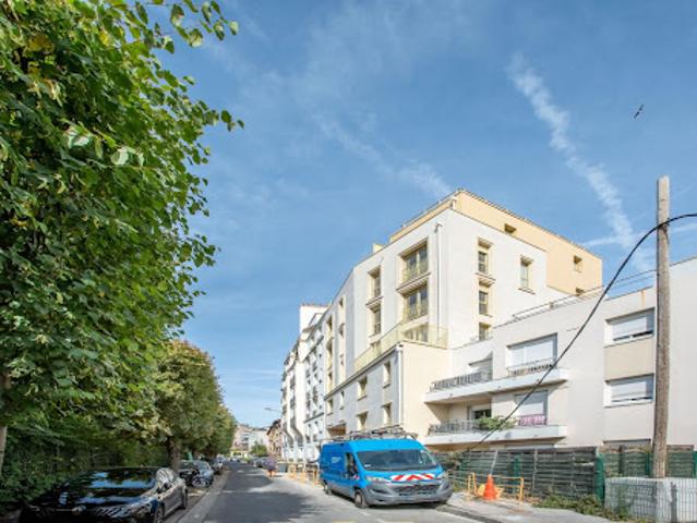 Location Appartement 2 pièces 56 m2 Courbevoie