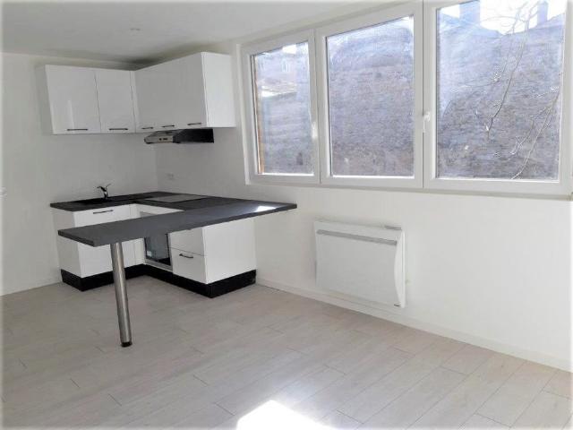 Location Appartement 2 pièces 56m²
