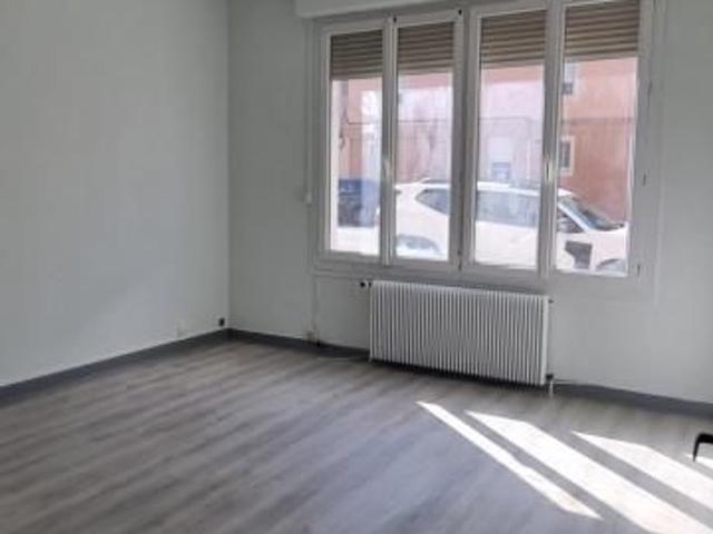 Location Appartement 2 pièces 56m² LE CREUSOT 71200