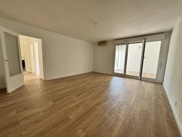 Location Appartement 2 pièces 56m² NICE 06200