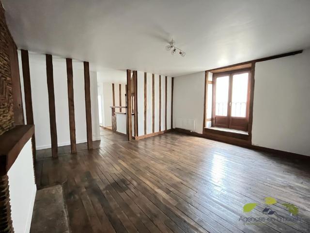 Location Appartement 2 pièces 56m² ST LEONARD DE NOBLAT 87400