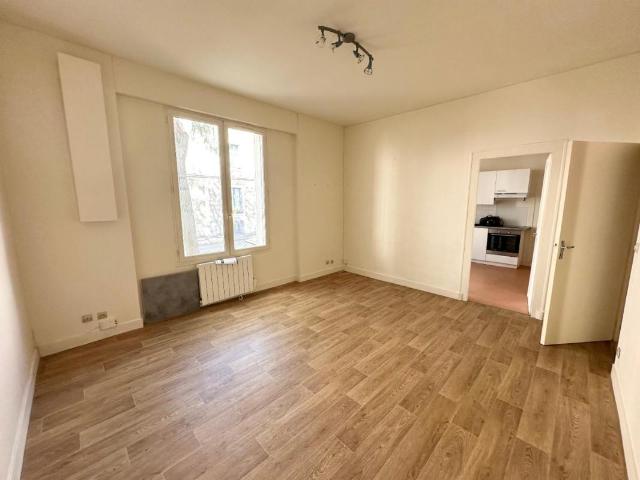 Location Appartement 2 pièces 56m² TOURS 37000