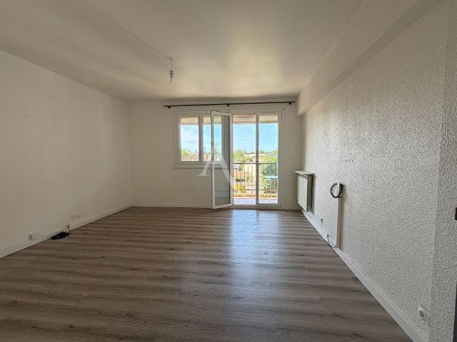Location appartement 2 pièces, 58.29m², Istres