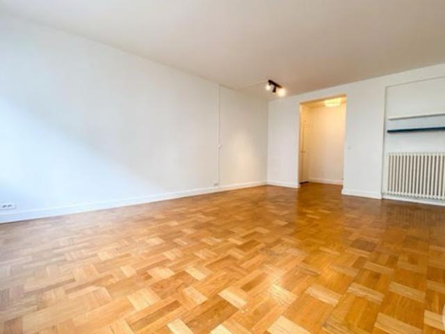 Location Appartement 2 pièces 58 m2 Paris 16ème