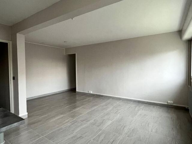 Location Appartement 2 pièces 58m²