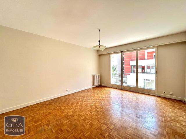 Location Appartement 2 pièces 58m² CHAMBERY 73000