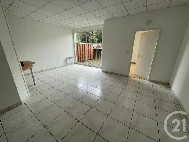 Location Appartement 2 pièces 58m² ORTHEZ 64300
