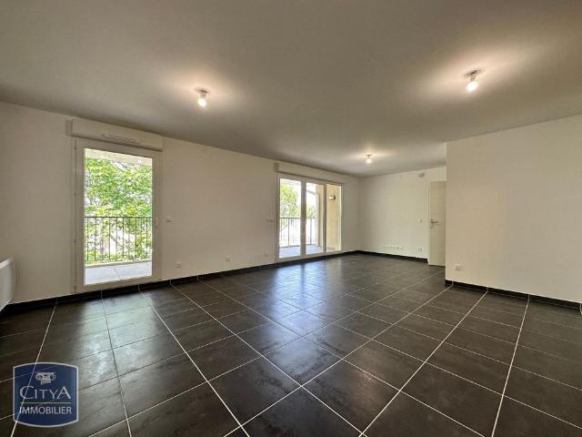 Location Appartement 2 pièces 58m² MORIERES LES AVIGNON 84310