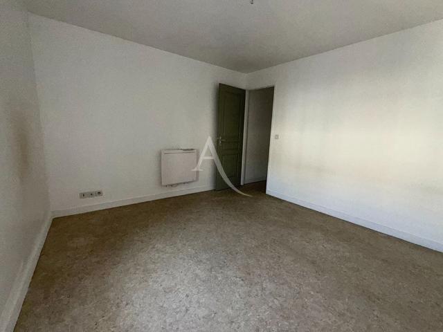 Location appartement 2 pièces, 59.00m², Nancras