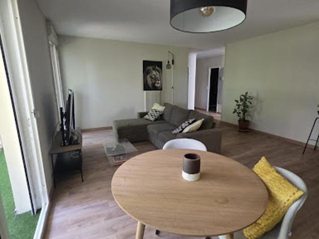 Location Appartement 2 pièces 59 m2 Marseille 8ème