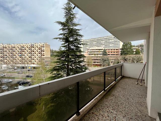 Location Appartement 2 pièces 59 m2 Saint Etienne
