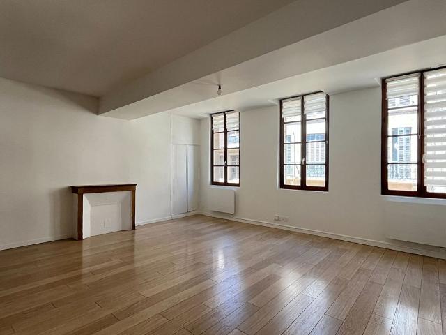 Location Appartement 2 pièces 59m²