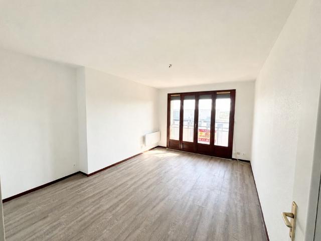 Location Appartement 2 pièces 59m²