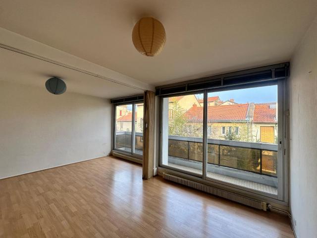 Location Appartement 2 pièces 59m² CLERMONT FERRAND 63000