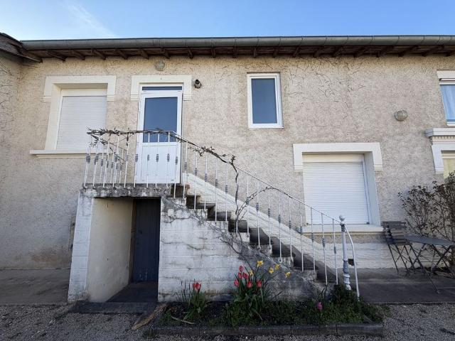 Location Appartement 2 pièces 59m² FEILLENS 01570