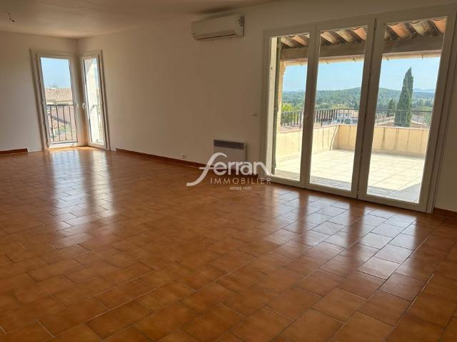Location Appartement 2 pièces 59m² LORGUES 83510