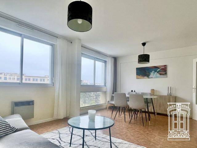 Location Appartement 2 pièces 59m² LYON 8ème