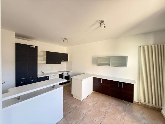 Location Appartement 2 pièces 63m²