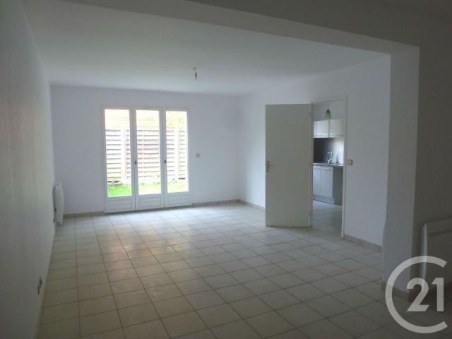 Location Appartement 2 pièces 63m² BOIS LE ROI 77590