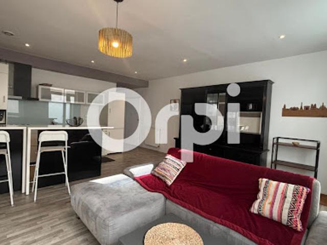 Location Appartement 2 pièces 60.5 m2 Saint Etienne