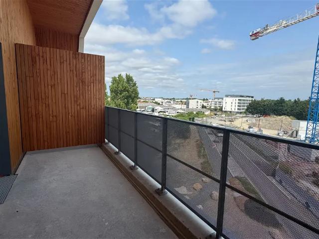Location appartement 3 pièces 78.5m² à La rochelle 17000