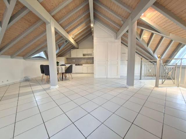 Location Appartement 2 pièces 60.27 m2 Saint Cergues