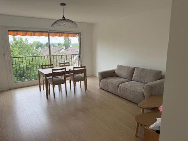 Location Appartement 2 pièces 60 m2 Bailly