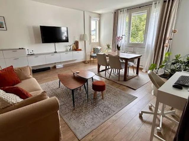 Location Appartement 2 pièces 60 m2 Reims
