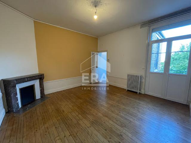Location Appartement 2 pièces 60 m2 Saint Quentin