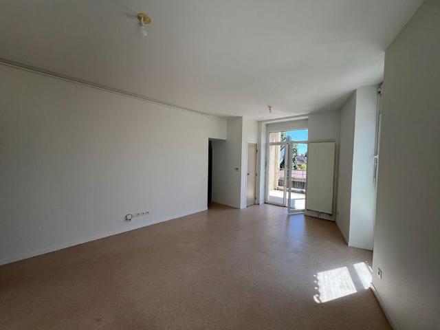 Location Appartement 2 pièces 60m²