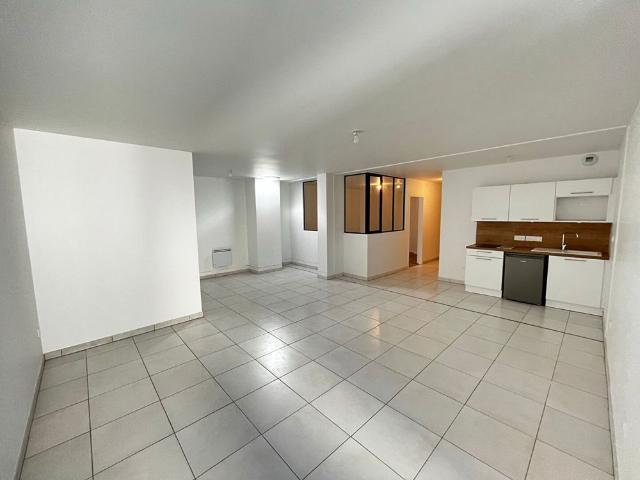 Location Appartement 2 pièces 60m²