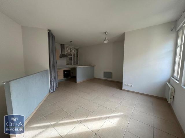 Location Appartement 2 pièces 60m² BLOIS 41000