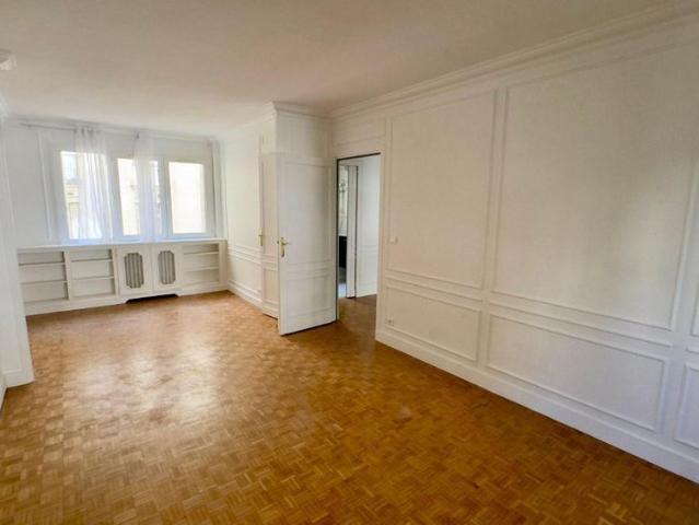Location Appartement 2 pièces 60m² PARIS 16ème