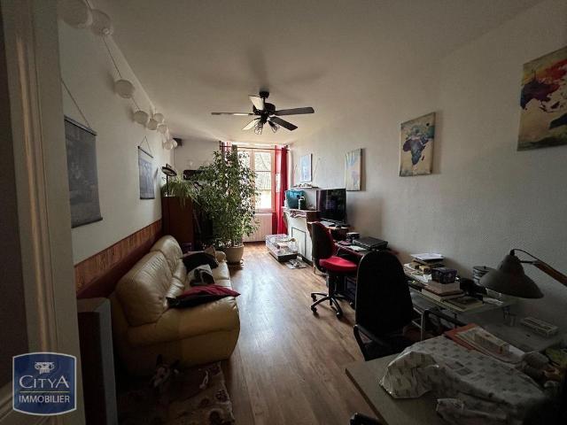 Location Appartement 2 pièces 60m² TOURNUS 71700