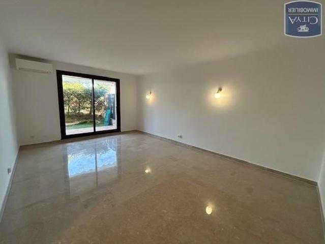 Location Appartement 2 pièces 60m² VILLENEUVE LOUBET 06270