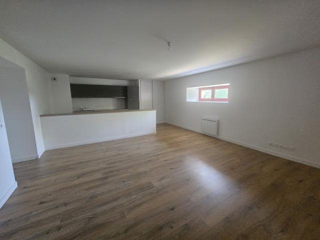 Location Appartement 2 pièces 61.4 m2 Bonnelles