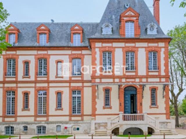 Location Appartement 2 pièces 61.7 m2 Fontainebleau