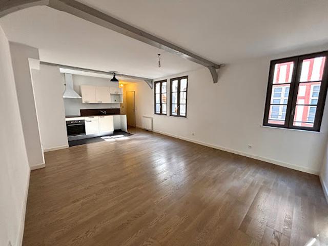 Location Appartement 2 pièces 61.15 m2 Troyes