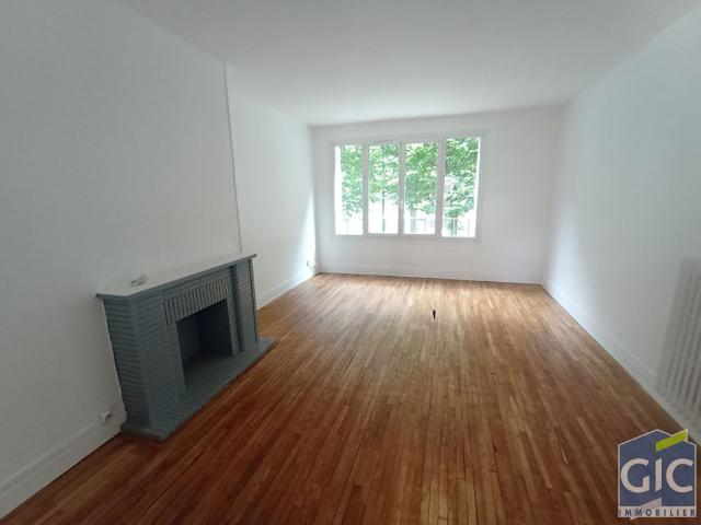Location Appartement 2 pièces 61m²
