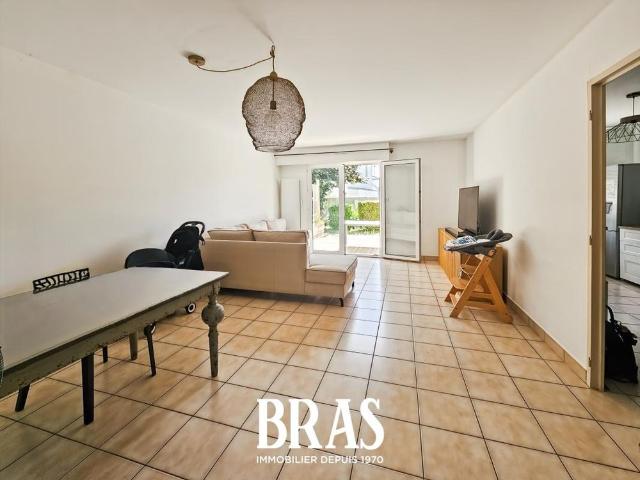 Location Appartement 2 pièces 61m² BASSE GOULAINE 44115