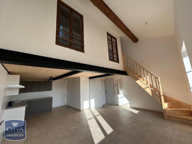 Location Appartement 2 pièces 61m² VILLEFRANCHE SUR SAONE 69400