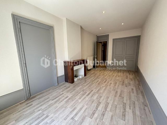 Location Appartement 2 pièces 62m²