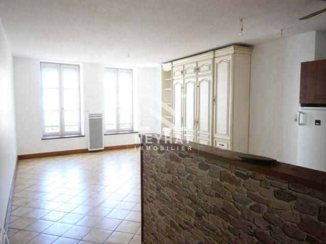 Location Appartement 2 pièces 62m² LOUHANS 71500