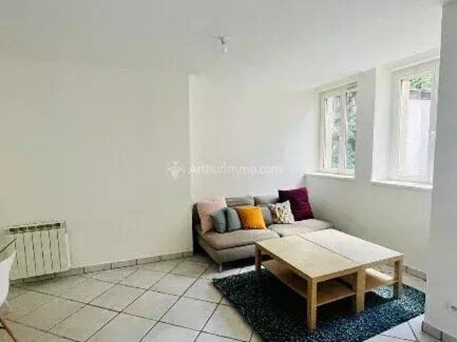 Location Appartement 2 pièces 67 m2 à Vienne