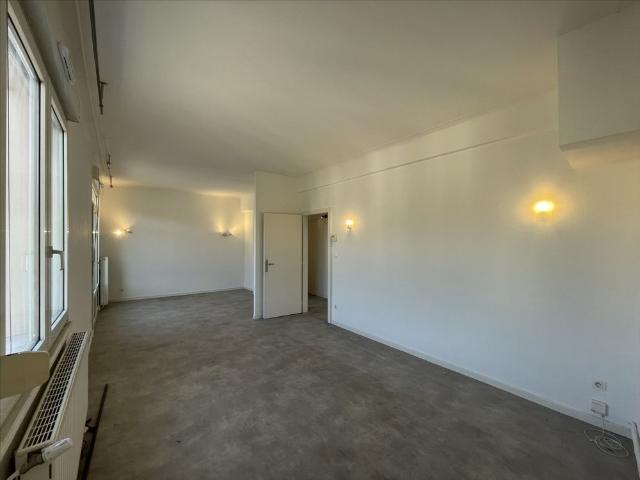 Location Appartement 2 pièces 67m²