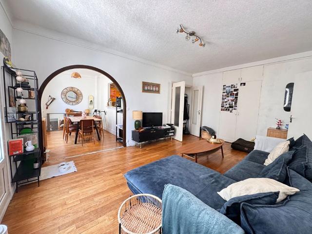 Location Appartement 2 pièces 67m²