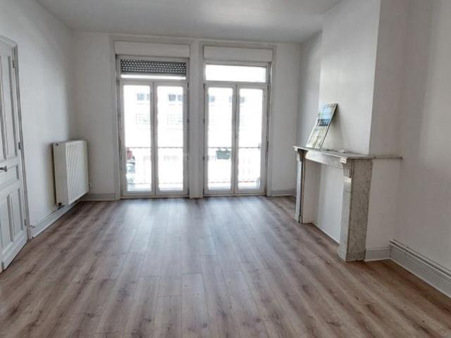Location Appartement 2 pièces 67m² CAMBRAI 59400