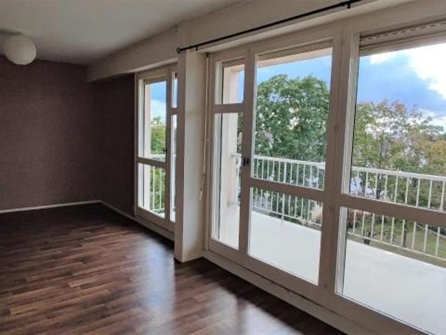 Location Appartement 2 pièces 67m² POITIERS 86000