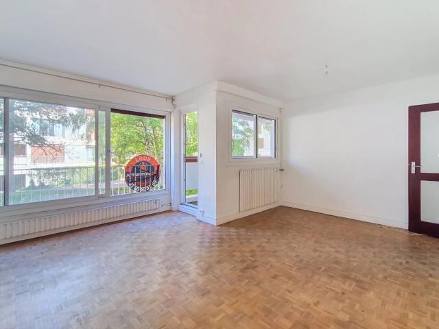Location Appartement 2 pièces 64 m2 à Combs la Ville