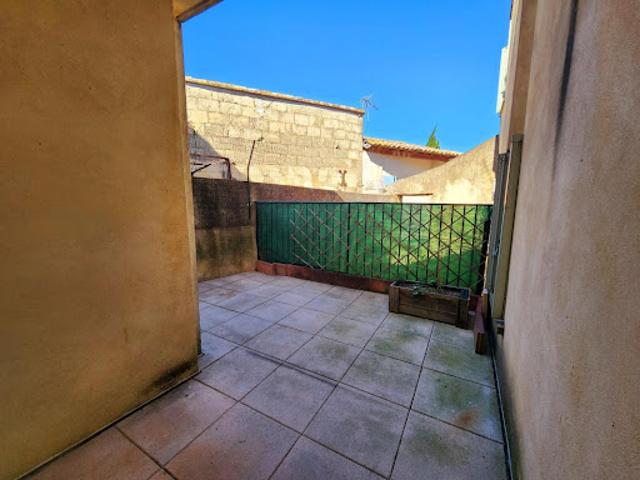 Location Appartement 2 pièces 64 m2 Estézargues